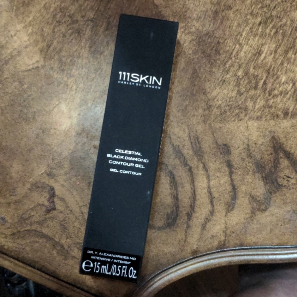 NIB- 111skin gel contour